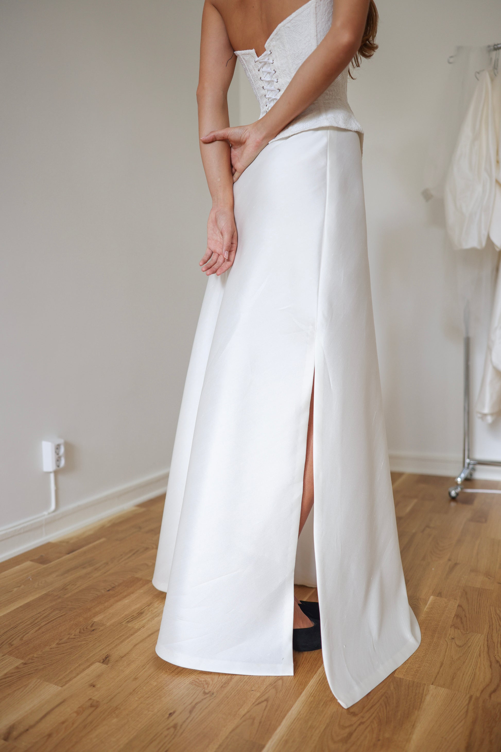 TOMI MIKADO SKIRT