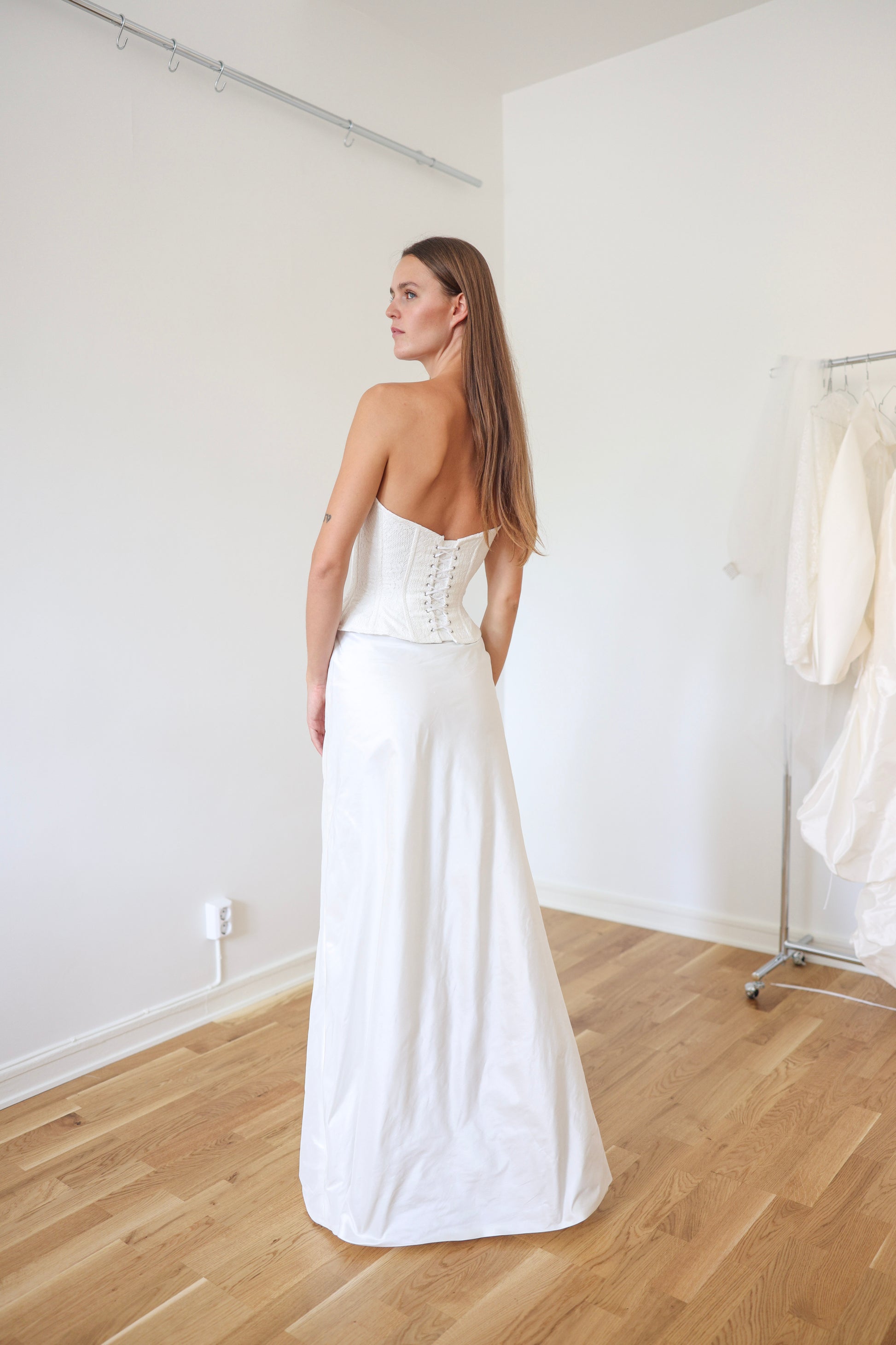 TOMI KJOL TAFFETA