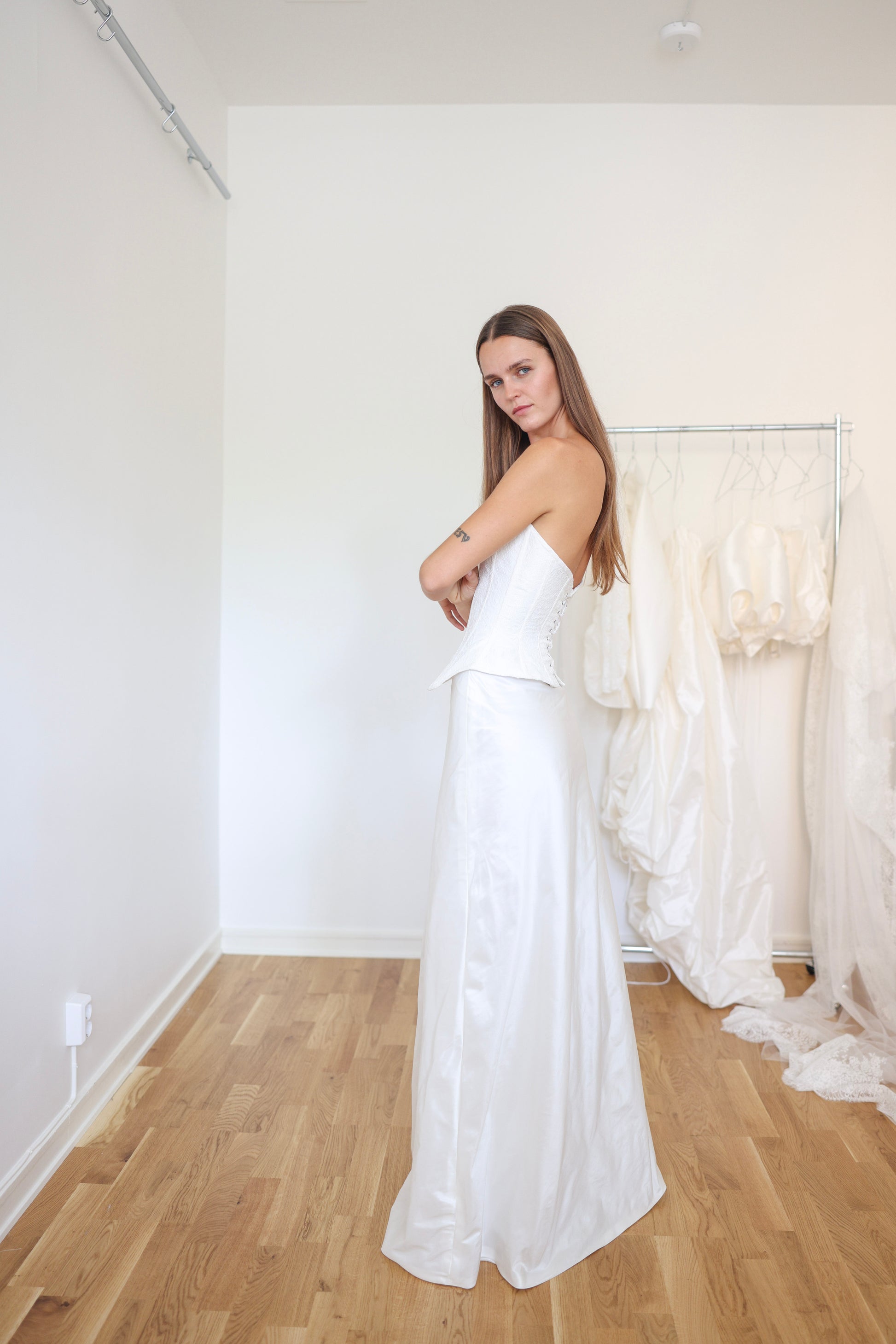 TOMI KJOL TAFFETA